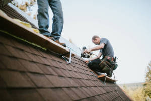 Local Roofers in West Fort Dodge, IA